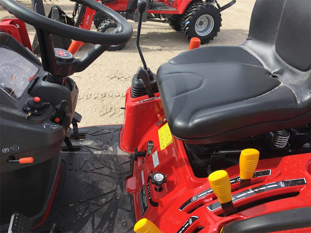 2022 Massey Ferguson GC1723E Tractor For Sale Fallon, NV 10210481