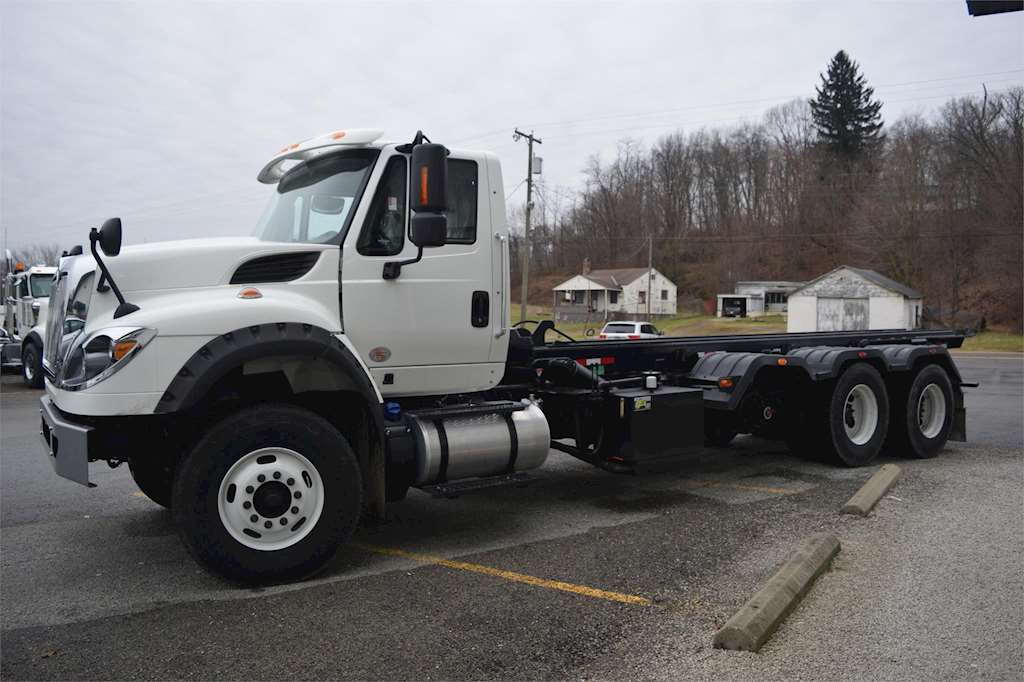 2017 International 7600 SBA RollOff Truck For Sale Eighty Four, PA
