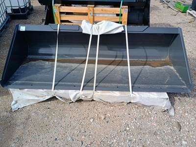 New Holland 736064016 Bucket