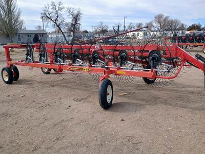 H&S HC4114 Hay Rake