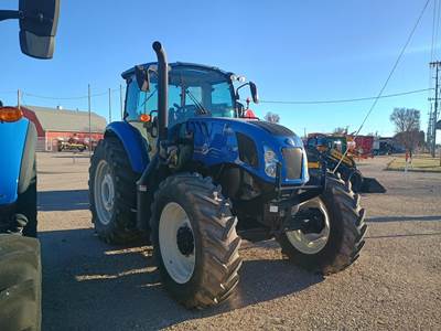 New Holland TS6.140 Tractor