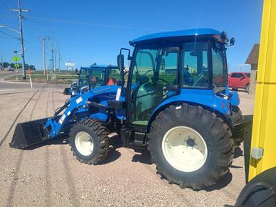 New Holland BOOMER 45 Tractor