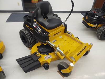 Hustler DASH XD 48 Zero Turn Mower