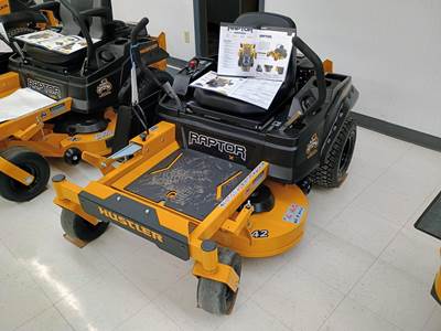 Hustler RAPTOR X 42 Zero Turn Mower