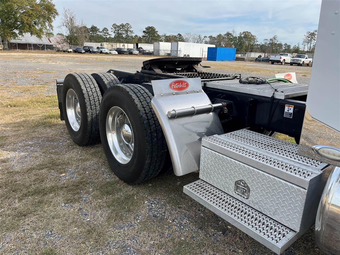 2017 Peterbilt 389 Sleeper Semi Truck For Sale Livingston, LA