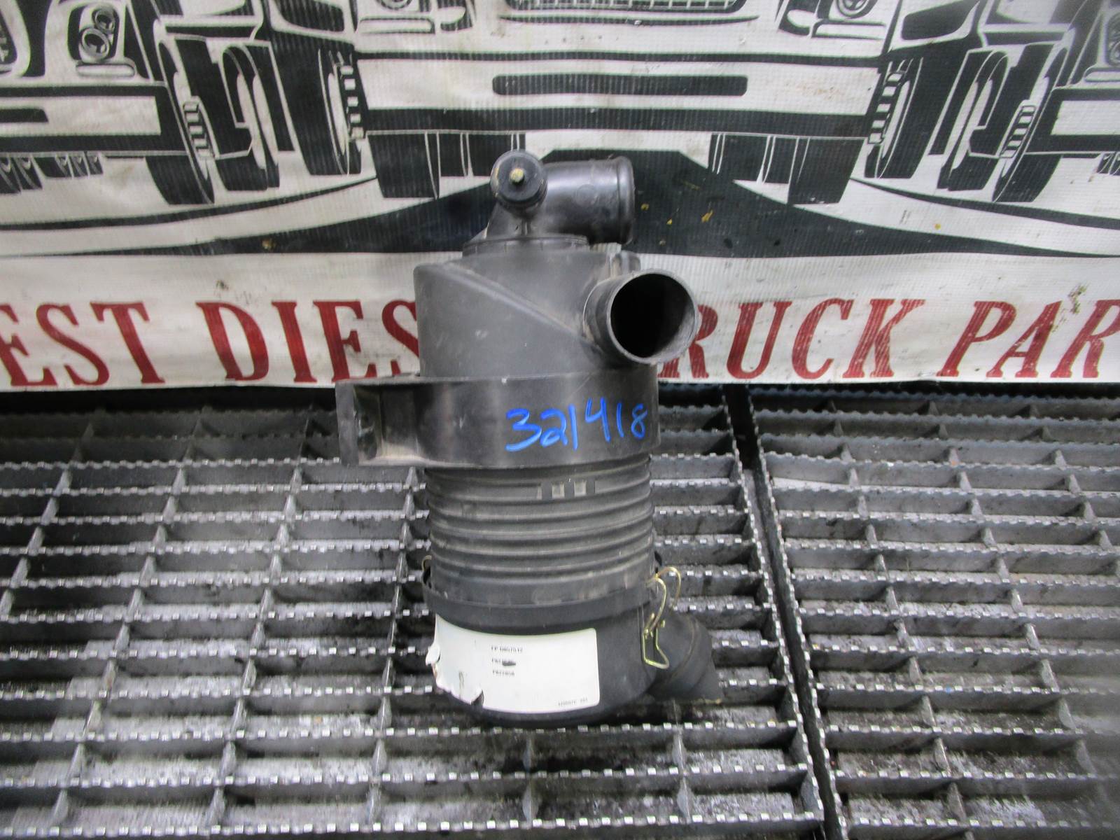 (USED) Donaldson Air Cleaner Housing From Diesel Engine P FPG057512