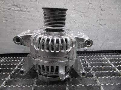 International Diesel Engine Bosch Alternator OEM LH160 3667912C91