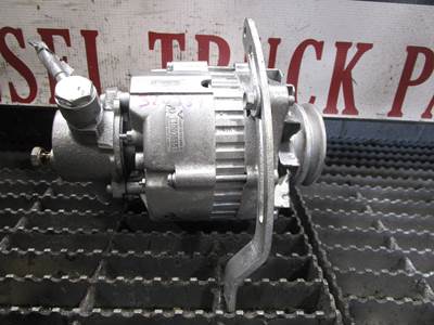 (GOOD USED) Isuzu 4BD2 Diesel Engine Alternator P# 1000855, 10701240-D