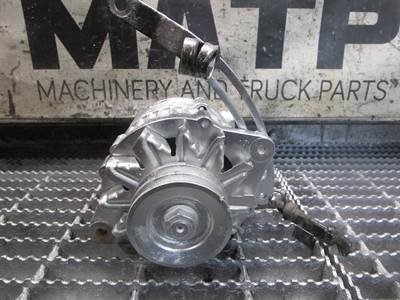 (GOOD USED) Isuzu 4BD2 Diesel Engine Alternator OEM