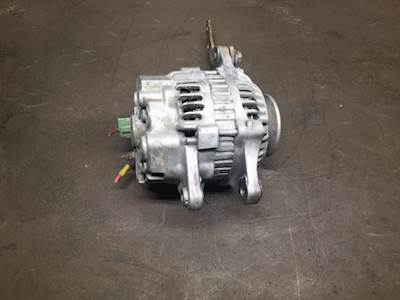 2010 Mitsubishi 3 CYL L3E Diesel Engine Alternator