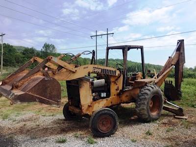 1974 Case 680E Backhoe Front Steering Axle Assembly  Perfect Condition