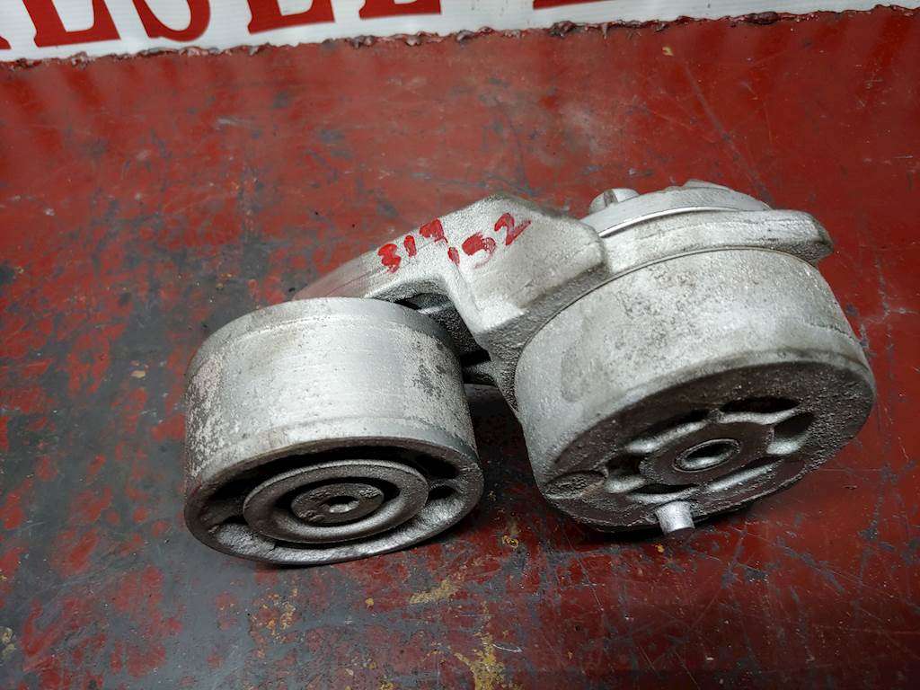 1989 Caterpillar 3176 Engine Belt Tensioner Pulley OEM CAT Part# 133