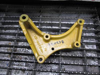 (GOOD USED) Caterpillar Diesel Engine Mount Bracket OEM-Part# 1W-4972