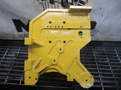 (GOOD USED) 2007-2009 Caterpillar C7S Diesel Engine Accessory Mounting Plate Part# 301-7011