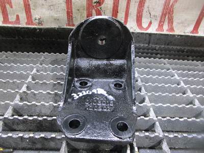 (GOOD USED) 2007-2009 Caterpillar C7S Diesel Engine Rear Motor Mount Part# 0108015