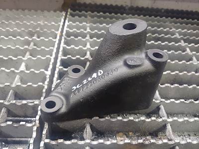 2011 Detroit DD15 Diesel Engine Belt Tensioner Bracket Part# A4722030540