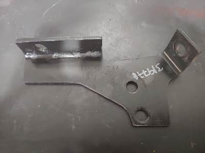 1986 Ford F700 Truck Bracket P# E3HT-17753-AA LH
