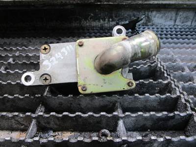(GOOD USED) Mitsubishi 4M50 Breather BLOCK