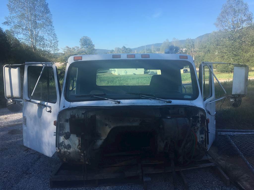 1991 International Navistar 8100 Diesel Engine Truck Cab For Sale | Rockwood, TN | Navistar 8100 | MyLittleSalesman com