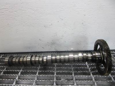 2004 2005 2006 International VT365 6.0L Diesel Engine Camshaft with Gear OEM 1843348C91
