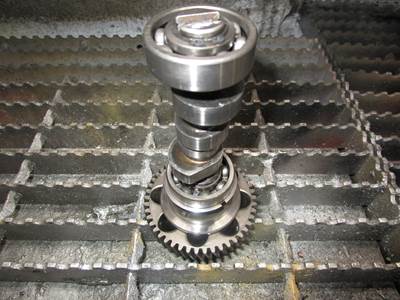 (GOOD USED) 2005 Kubota D722 Diesel Engine Fuel Pump Camshaft OEM-Part