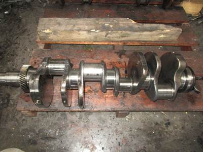 (GOOD USED) International T444E Crankshaft 1831241C1