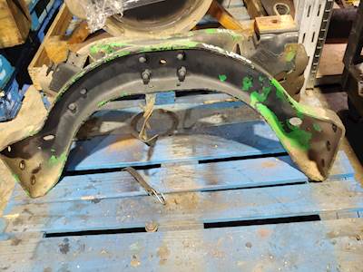 (Used) 1987 Ford LN9000 Truck Crossmember w/ Cummins L10 D0HA-6A358-E