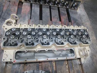 (GOOD USED) Cummins 6BT 5.9L Diesel Engine Cylinder Head Part# 3943627