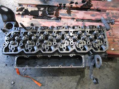 2004-2006 CUMMINS 5.9L 24-VALVE ISB COMMONRAIL DIESEL ENGINE CYLINDER HEAD OEM-PART# 3957383