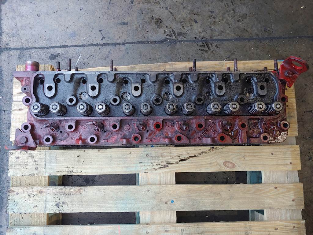 1986 International DT436/DT466 Diesel Engine Cylinder Head OEM Part