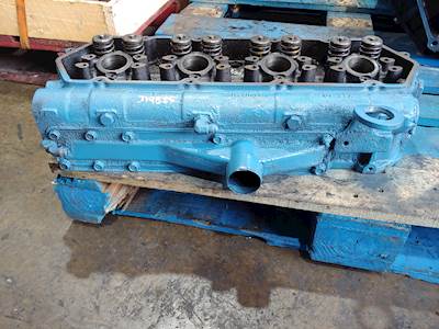 1996 International T444E 7.3L Diesel Engine Cylinder Head OEM Part# 1825113C1