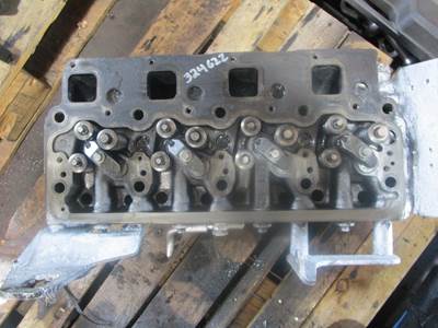Mercedes-Benz OM904LA Diesel Engine Cylinder Head OEM 9040163101