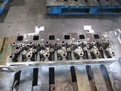 (GOOD USED) 2004-2006 Mercedes-Benz OM906LA Diesel Engine Cylinder Head OEM