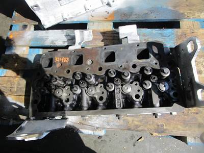 2004-2006 Mercedes-Benz OM924LA Diesel Engine Cylinder Head OEM-Part