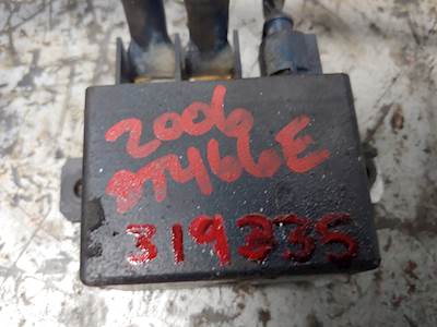 2006 International DT466E Diesel Engine EGR Module Part# 1850214C92