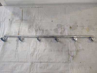 1998-2003 International DT466E diesel Engine Injector Harness Clamp P# 1807296C1