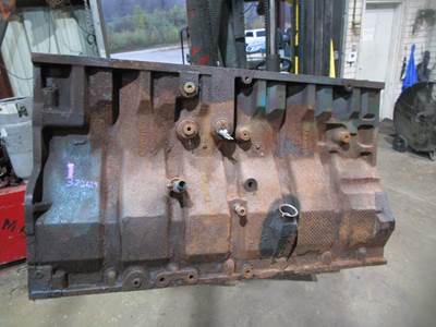 Good 2004 2005 2006 International DT466E EGR Diesel Engine Block 1850199C1 1850200C1