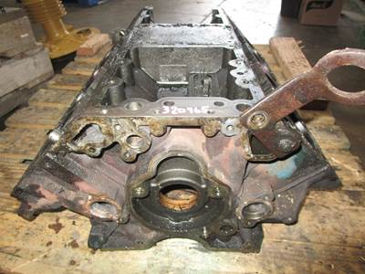 (Good Used Takeoff) 2006 International VT365 (6.0L) Diesel Engine Cylinder Block fits 2004-2006 P# 1832881M2