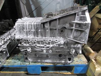 (GOOD USED) 2011 Isuzu 4JJ1 Diesel Engine Block / Cylinder Block OEM