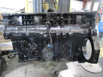 (GOOD USED) Mitsubishi 4M50 Engine Block / Cylinder Block