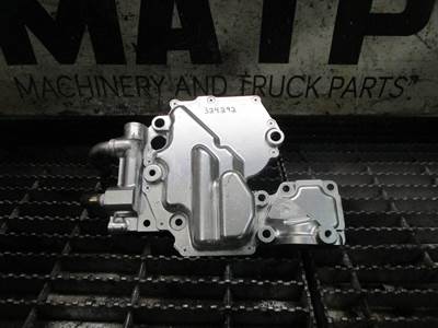 (GOOD USED) Mitsubishi 4M50 Engine Cover