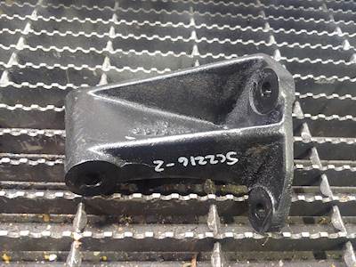 1990 Caterpillar 3208 Diesel Engine Alternator Bracket Mount GM Part# 2055486