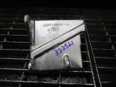 Caterpillar 3208 Diesel Engine in Ford Truck Alternator Bracket Part# E1HT-10239-BA