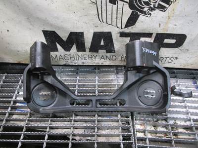 Cummins ISX Diesel Engine Front Motor Mount Part# 3102796