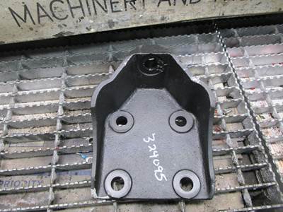 (GOOD USED) Cummins ISX Diesel Engine Motor Mount Part# 1664760C5