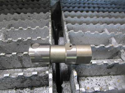 (USED) International 7.3L T444E Diesel Engine Roller / Lifter OEM-Part (SOLD INDIVIDUAL)