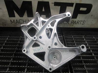 (GOOD USED) International T444E Diesel Engine Alternator Bracket Part# 1831813C1