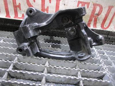 (GOOD USED) Isuzu 4BD2 Diesel Engine Accessory Bracket OEM
