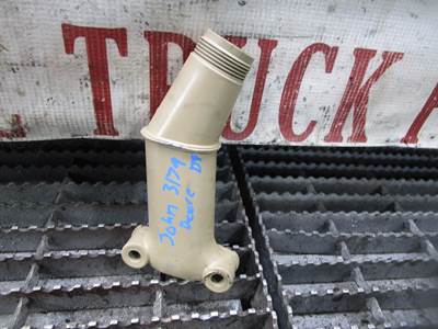 (GOOD USED) John Deere 3179DF Diesel Engine Oil Fill Neck OEM-Part: RE25648