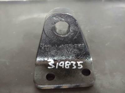Caterpillar 3126 Rear Diesel Engine Mount Part# 680-224